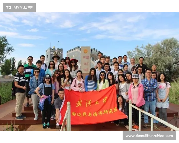 余学毅:从学术探索到社会实践的跨界发展与深远影响 余学毅:从学术探索到社会实践的跨界发展与深远影响